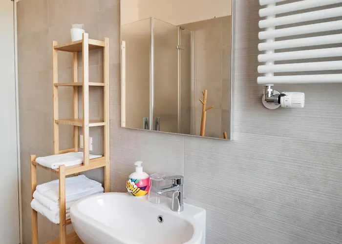 Lägenhet Wiligelmo Intero Con Colazione Inclusa *