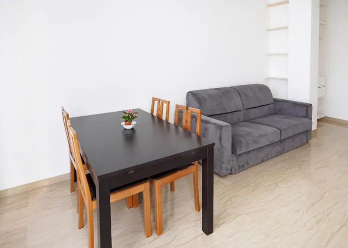 Lägenhet Wiligelmo Intero Con Colazione Inclusa *